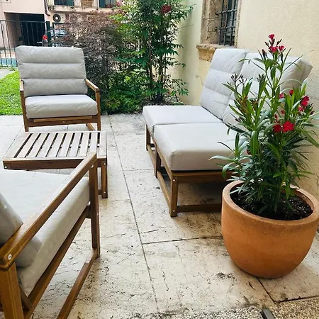 Apartment Vittoria *